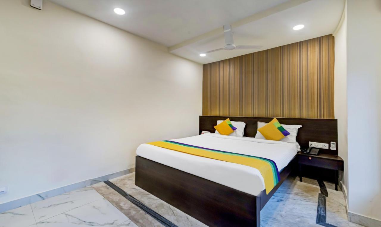 Itsy Hotels Neeranand Plaza Kalkutta Exterior foto